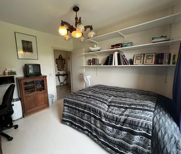 Comfortabel appartement met 2 slaapkamers, terras en garage - Foto 3