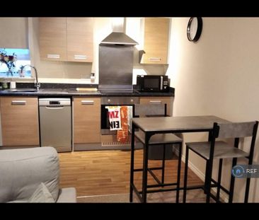 2 bedroom flat to rent - Photo 2
