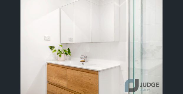 Amazing Hidden Gem - Photo 1