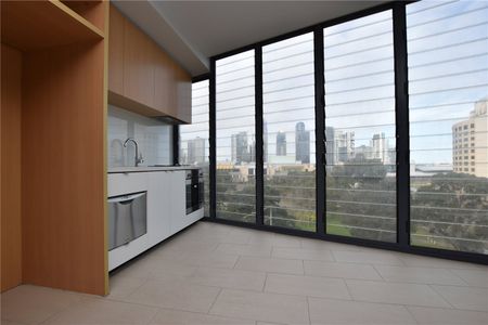 704W/565 Flinders Street - Photo 3