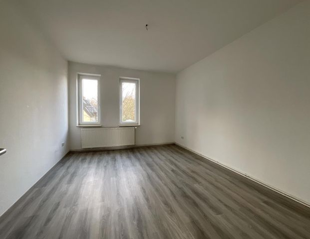 Demnächst frei! 2-Zimmer-Wohnung in Wilhelmshaven Fedderwardergroden - Photo 1