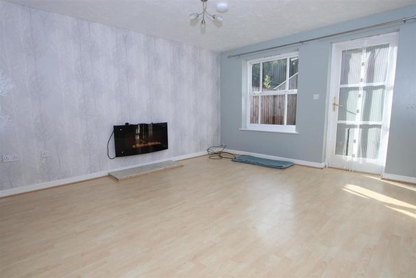 2 bedroom townhouse to rent - Photo 1