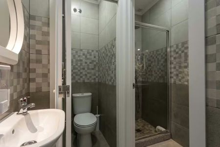 Rua Heróis de Quionga, Lisbon, Lisbon 1170-191 - Photo 3