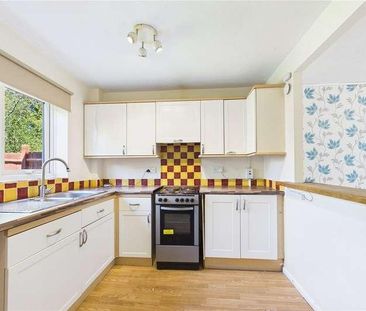 The Cornfields, Hatch Warren, Basingstoke, Hampshire, RG22 - Photo 3