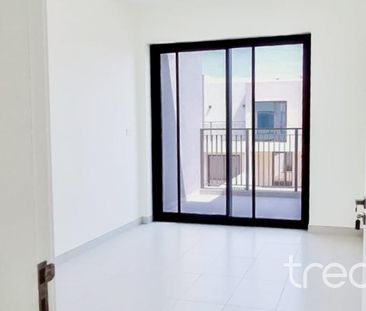 Available Now | Pool and Park | Well Maintained - Photo 1