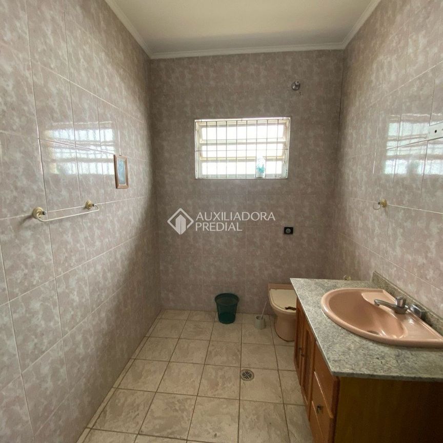 Casa com 1 quarto e 125m² para alugar em Nova Petrópolis, São Bernardo do Campo. - Foto 1