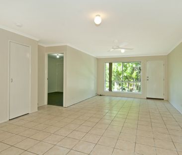 Low Maintenance 3 Bedroom Unit on Maple Court - Photo 4