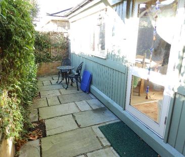 Studio to rent - Photo 3