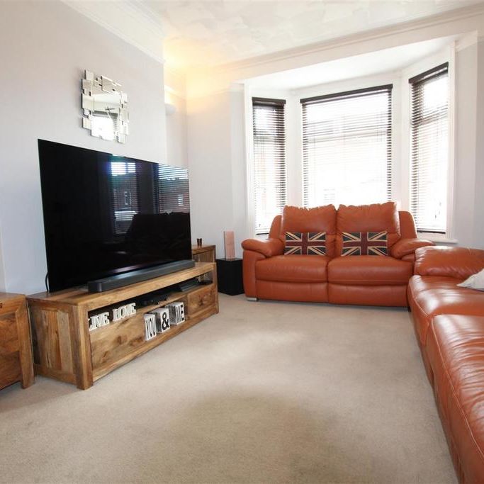 3 bedroom terraced house to rent - Photo 1