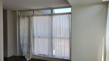 For Lease - 525 Wilson Avenue Unit# 423, Toronto, Ontario - Photo 4