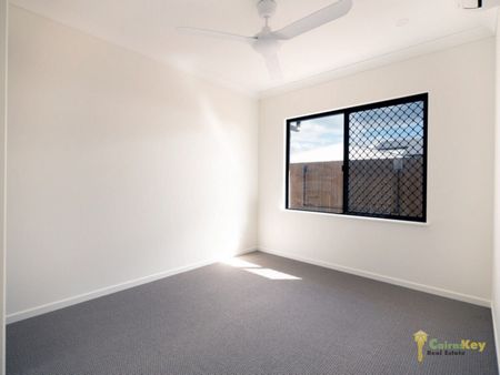 Thrive on the Southside In This BRAND NEW Home with 10.56KW Solar!! - Photo 2