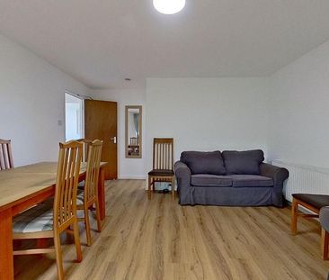 4 bedroom terraced house to rent - Photo 4