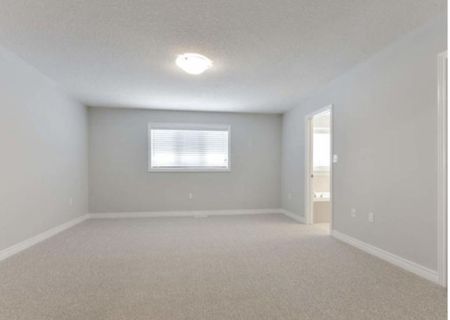 For Lease - 66 Cittadella Boulevard, Hamilton, Ontario - Photo 5