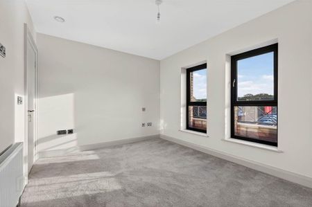 2 Ormiston Park, Belfast, BT4 3JT - Photo 5