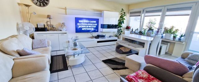 Wohnen in Sundern – gepflegte 3 Zimmer Wohnung mit Balkon und Garage - Photo 1