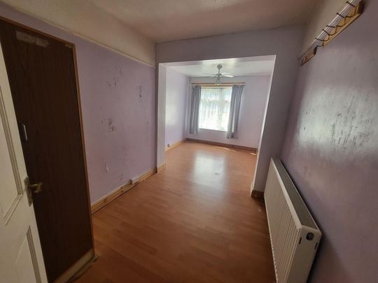3 bedroom semi-detached house to rent - Photo 1