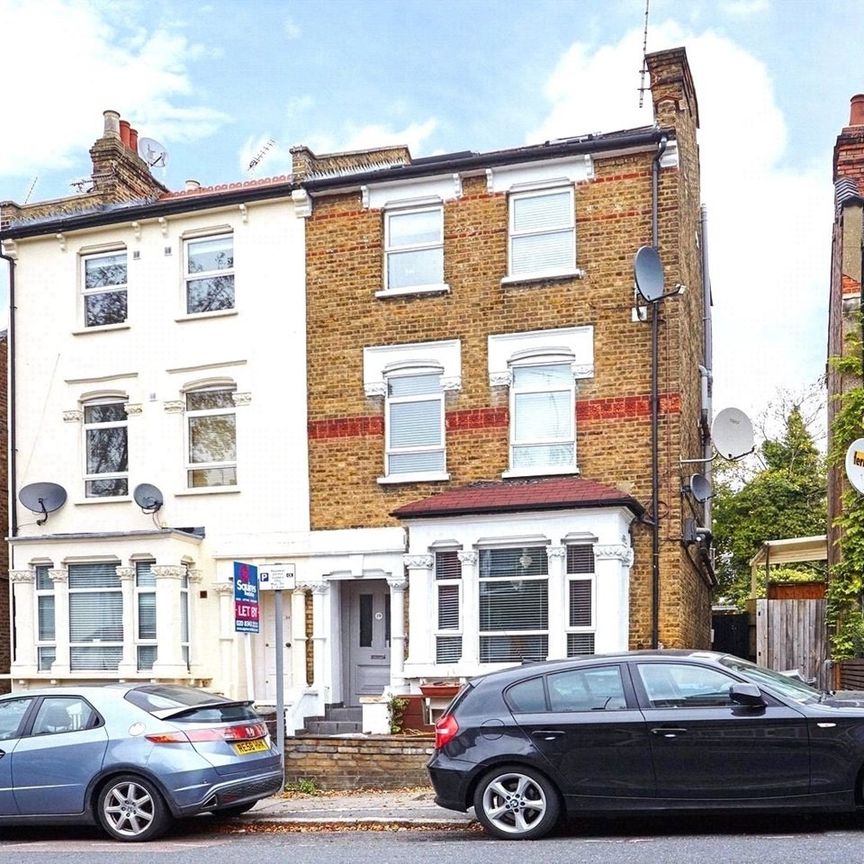 Studio Flat, Dollis Road, N3 - Photo 1