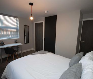 3 bedroom apartment to rent - Photo 1