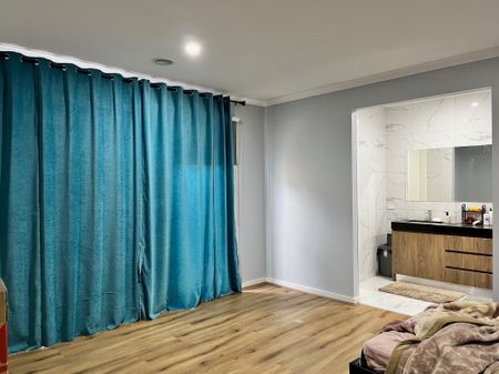 Discover Your Dream Home: Stylish, Spacious, and Perfectly Crafted in Manor Lakes! - Photo 4