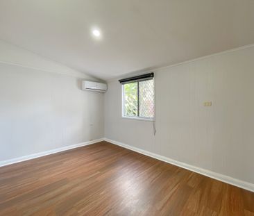 Charming, Breezy Home with City Glimpses! - Photo 4