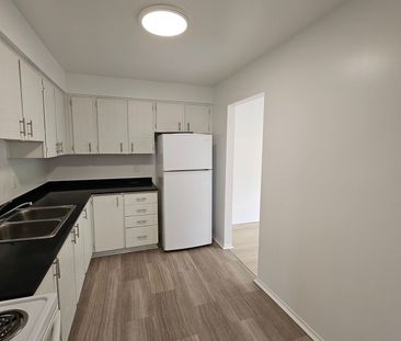 For Lease - 2 Orchard Heights Boulevard Unit# 217, Aurora, Ontario - Photo 5