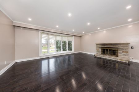 For Lease - 2 Chancery Lane, Toronto, Ontario - Photo 2