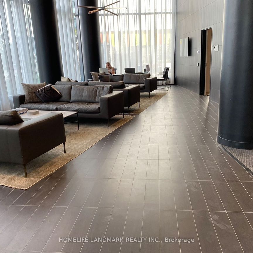 For Lease - 3900 Confederation Parkway Unit# 5401, Mississauga, Ontario - Photo 1