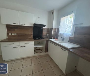 Location Appartement 3 pièces 71m² MARTIGUES 13500 - Photo 3
