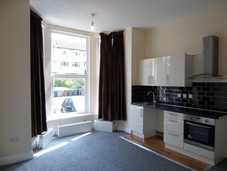 Studio to rent - Photo 5