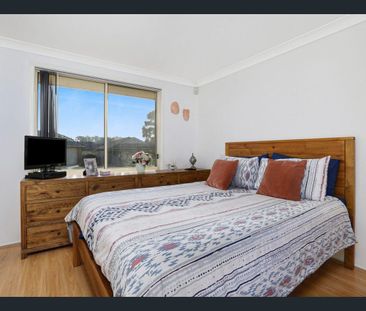 Neat Home in a quiet street - Photo 3