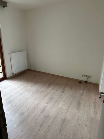 Appartement te huur - Foto 4