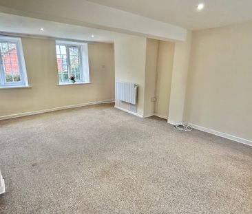 3 bedroom Delightful Three Bedroom Cottage to rent - Photo 4