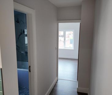 3 bedroom apartment to rent - Photo 2