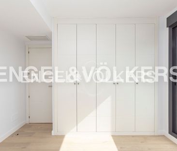 Apartamento de alquiler en Calle de Aguarón, Valdemarín - Photo 1