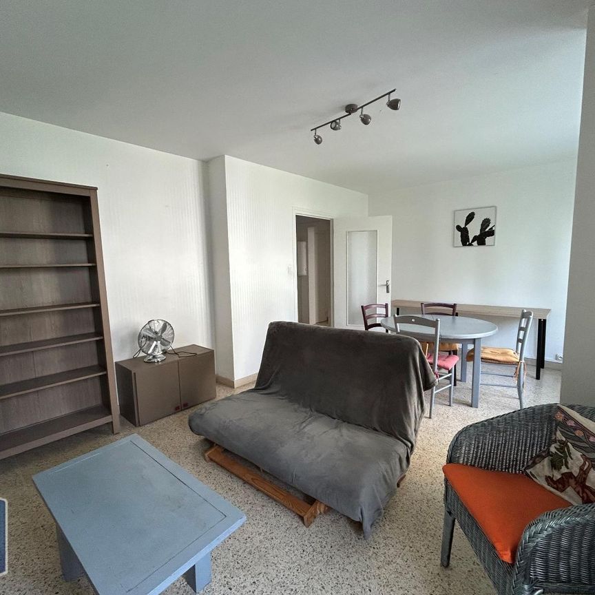 Location Appartement 2 pièces 42m² ST MARTIN D HERES 38400 - Photo 1