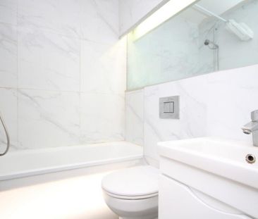 3 bedroom flat to rent - Photo 6