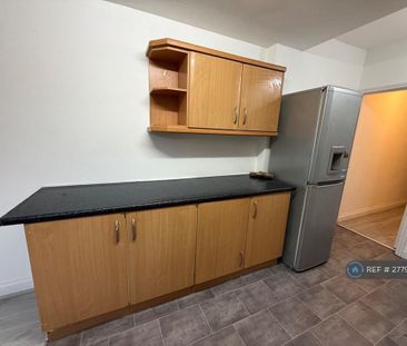 2 bedroom maisonette to rent - Photo 6