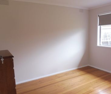 14 Mckimmies Road, Lalor, Vic 3075 - Photo 1