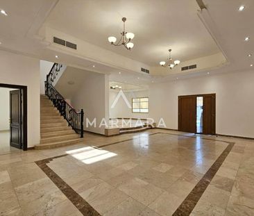 Independent 5BR Villa | Private Pool & Garden - Photo 6