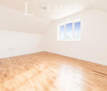 4 bedroom bungalow to rent - Photo 3