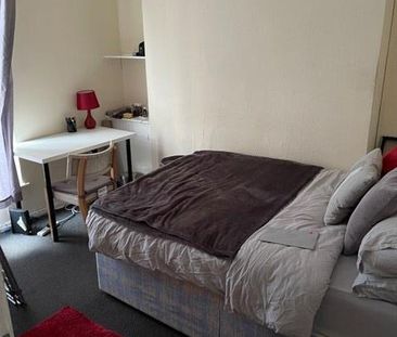 Student Properties to Let - Photo 1