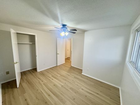 1466 Heatherington - Unit K - Photo 5