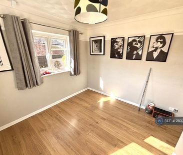 3 bedroom bungalow to rent - Photo 4