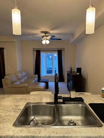 For Lease - 10 Waterview Drive, Hamilton, Ontario - Photo 3