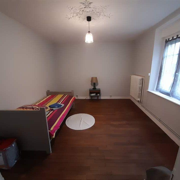 Apartment - Photo 2