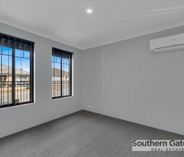 Low Maintenance Beauty - Photo 1