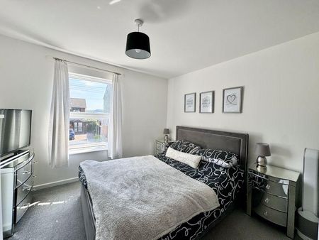 2 bedroom terraced house to rent - Photo 3