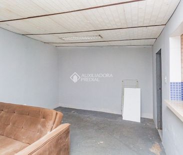 Casa com 4 quartos e 200m² para alugar em Jardim do Salso, Porto Al... - Foto 5