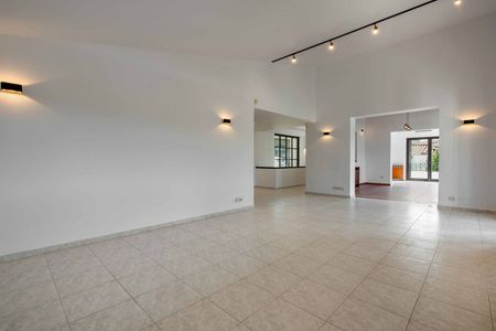 Μονοκατοικία για ενοικίαση Κέντρο (Άγιος Στέφανος) - Φωτογραφία 4