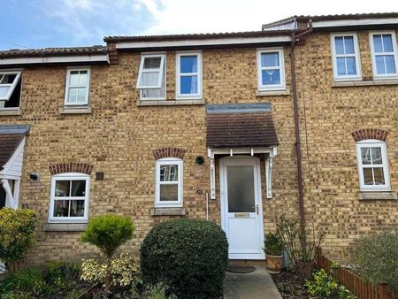 Manor Ash Drive, Bury St Edmunds, IP32 - Photo 2